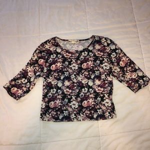 3/4 length floral crop top